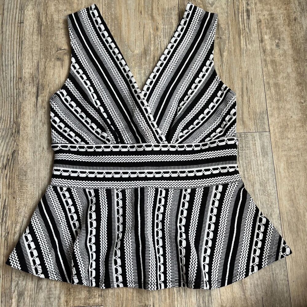 Anthropologie Vanessa Virginia Upton Peplum Top XS Black White V Neck Blouse